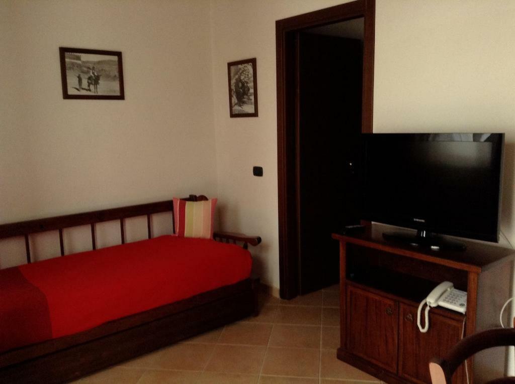 Kamikos Aparthotel Сикулиана Екстериор снимка